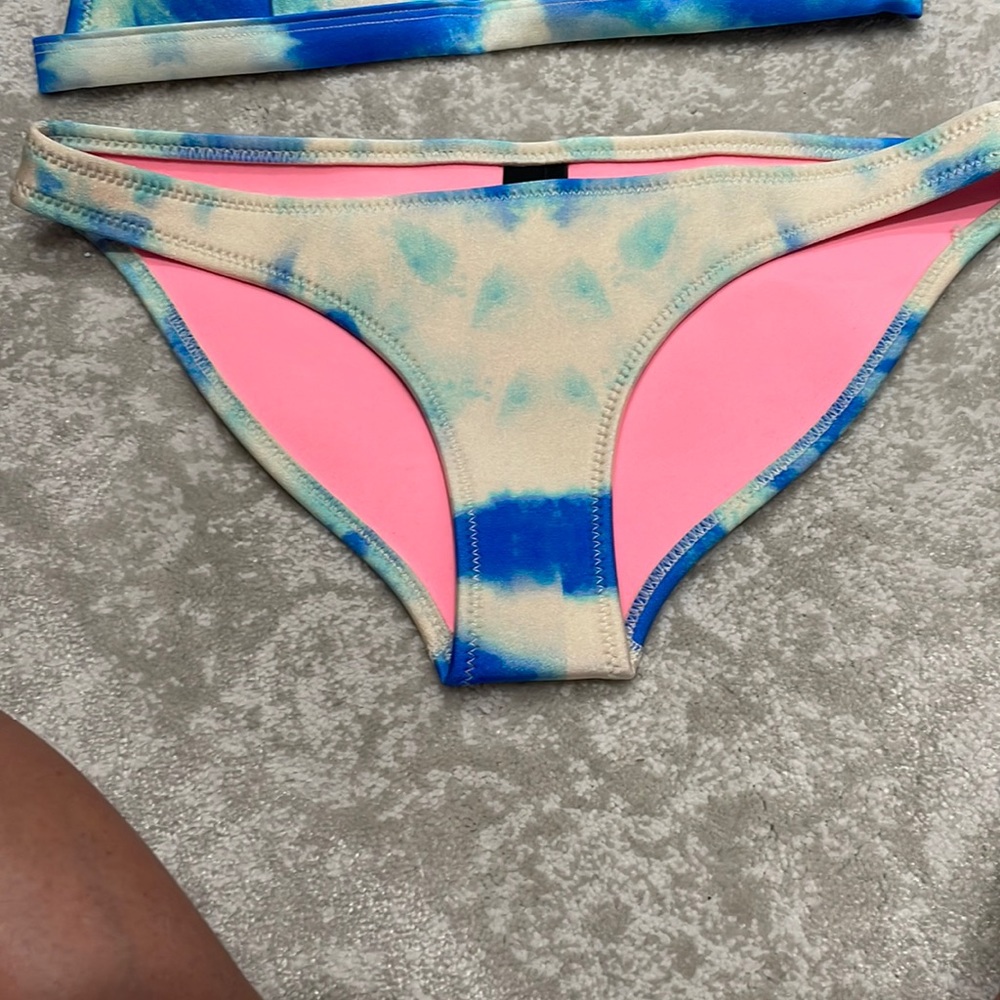 Triangl brand neoprene blue tie dye bikini bottom size small